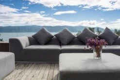 OUTFLEXX Buddha Loungeset, Flanelle, Alu/Sunbrella, 7-8 Personen, Inkl. Dekokissen 25 OUTFLEXX Buddha Loungeset, Flanelle, Alu/Sunbrella, 7-8 Personen, Inkl. Dekokissen -Gartenladen 10 13836.jpg