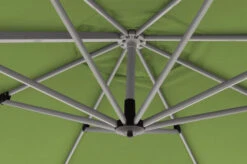 DOPPLER Active Pendelschirm, Fresh Green, Alu/Polyester, 370cmx210 Cm, Mit Kurbel, 360°-drehbar -Gartenladen 12 22346.jpg