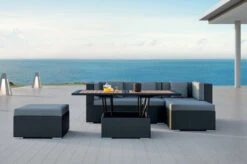 OUTFLEXX Loungemöbel-Set, Schwarz, Polyrattan, 5 Personen, Wasserfeste Kissenbox, Inkl. Loungetisch -Gartenladen 18226 BOX D 2 CGI.jpg