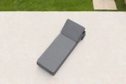 OUTFLEXX Rollliege, Grau, Polyrattan, 200x70x27,5cm, Rückenlehne 5-fach Verstellbar -Gartenladen 18367 21 CGI.jpg