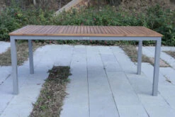 VILLANA Esstisch, Alu Pulverbeschichtet / FSC Akazienholz, 180 X 90 Cm -Gartenladen 18380 3.jpg