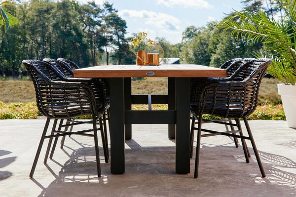 HARTMAN Yasmani / Cecilia Set, Schwarz/vintage Brown, Alu/Teakholz/Polyrattan, 6 Diningsessel, 240x100cm 3 HARTMAN Yasmani / Cecilia Set, Schwarz/vintage Brown, Alu/Teakholz/Polyrattan, 6 Diningsessel, 240x100cm