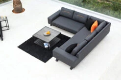 OUTFLEXX Beau Loungeset, 3758 Sooty, Alu/Sunbrella, Bis Zu 5 Personen, Inkl. Dekokissen, Tischplatte In Keramikoptik -Gartenladen 20822 03.jpg