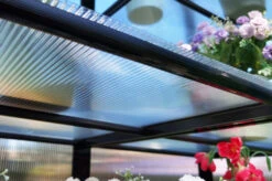 OUTFLEXX Gewächshaus, Schwarz, Alu/Polycarbonat, 111x61x175cm, Pulverbeschichtet 32 OUTFLEXX Gewächshaus, Schwarz, Alu/Polycarbonat, 111x61x175cm, Pulverbeschichtet -Gartenladen 22273 15.jpg