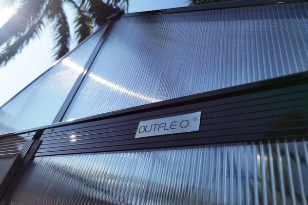 OUTFLEXX Gewächshaus, Schwarz, Alu/Polycarbonat, 250x250x228cm, Pulverbeschichtet 11 OUTFLEXX Gewächshaus, Schwarz, Alu/Polycarbonat, 250x250x228cm, Pulverbeschichtet – Bild 9