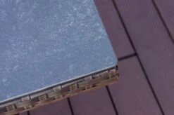 OUTFLEXX Esstisch, Braun, Polyrattan, 200x95cm, Tischplatte Spraystone, 6mm, Aufliegend 10 OUTFLEXX Esstisch, Braun, Polyrattan, 200x95cm, Tischplatte Spraystone, 6mm, Aufliegend -Gartenladen 22287 4.jpg