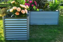 OUTFLEXX Eck-Hochbeet, Silber, Zincalume, 270x270x90x84cm -Gartenladen 3 18173.jpg