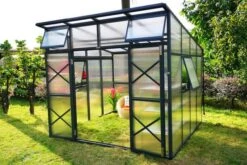 OUTFLEXX Gewächshaus, Anthrazit, Alu/Polycarbonat, 271x271x241/180cm, 4 Fenster, 10 Mm Wandstärke -Gartenladen 3 18177.jpg