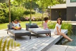 HARTMAN Adam Gartenliege, Sooty, Alu/Sunbrella, 4x4 Textilen, 195x70x30cm, Rückenlehne Verstellbar, Inkl. Kopfkissen -Gartenladen 3 18733.jpg