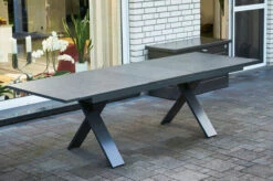 HARTMAN Sondermodell Xanadu / Aruba Set, Xerix/anthrazit, Alu/Glaskeramik, 8 Stapelsessel, 220/280x100cm 15 HARTMAN Sondermodell Xanadu / Aruba Set, Xerix/anthrazit, Alu/Glaskeramik, 8 Stapelsessel, 220/280x100cm -Gartenladen 5 21127.jpg