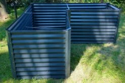 OUTFLEXX Eck-Hochbeet, Anthrazit, Zincalume, 210x210x90x84cm -Gartenladen 6 18170.jpg