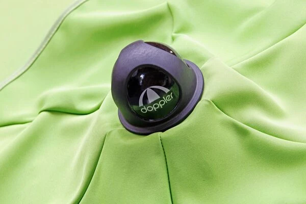 DOPPLER Active Auto Tilt Mittelstockschirm, Greige, Aluminium/Textil, Ø210cm, Höhenverstellbar, Knickbar, Mit Kurbel 8 DOPPLER Active Auto Tilt Mittelstockschirm, Greige, Aluminium/Textil, Ø210cm, Höhenverstellbar, Knickbar, Mit Kurbel – Bild 6