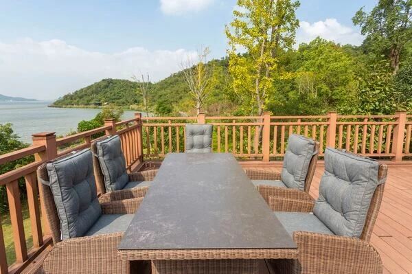 OUTFLEXX Dining Set, Hellbraun, Polyrattan, Tisch 200x95cm, Spraystone, 6mm, 6 Dining Sessel, Verstellbar 8 OUTFLEXX Dining Set, Hellbraun, Polyrattan, Tisch 200x95cm, Spraystone, 6mm, 6 Dining Sessel, Verstellbar – Bild 6