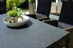 Ploß Rocking Dining Tisch, Grau/braun-meliert, Polyrattan, 170 X 90 Cm, Glasplatte In Steinoptik -Gartenladen 7 20157.jpg