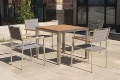 OUTFLEXX Stuhl, Taupe, Edelstahl/Textilene, Padded, Armlehnen Aus FSC-Teakholz, 62x56,5x86cm -Gartenladen 8 13516.jpg