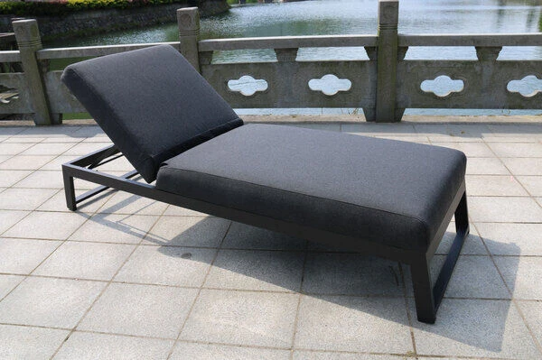 OUTFLEXX Allure Sonnenliege, Sooty, Alu/Sunbrella, 211 X 74 X 44,5 Cm, Verstellbare Kopfstütze 10 OUTFLEXX Allure Sonnenliege, Sooty, Alu/Sunbrella, 211 X 74 X 44,5 Cm, Verstellbare Kopfstütze – Bild 8